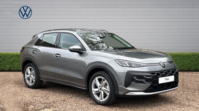 Volkswagen T-Roc 1.5 eTSI Life 5dr DSG Petrol Hatchback - Image 1